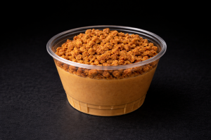 Crème au caramel beurre salé saupoudrée de spéculoos